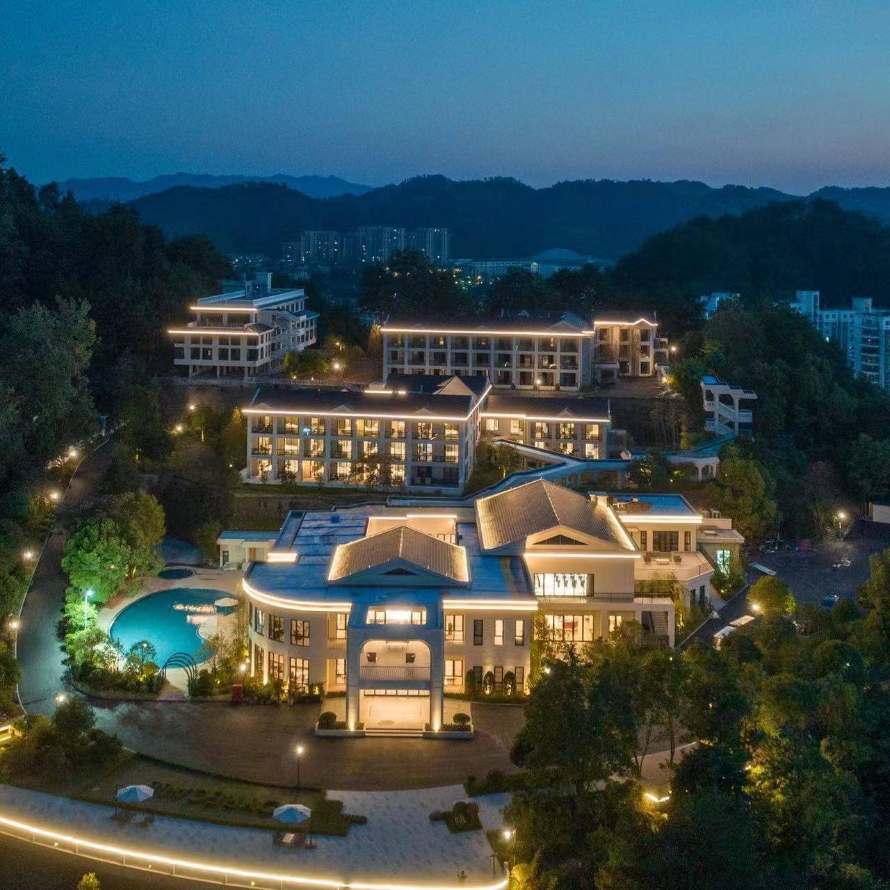 蓝城.千岛湖郡安忆度假村