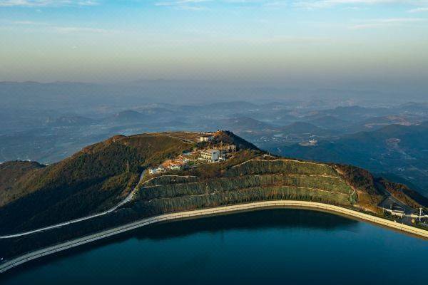 江左凤凰民宿(宜兴铜官山店)