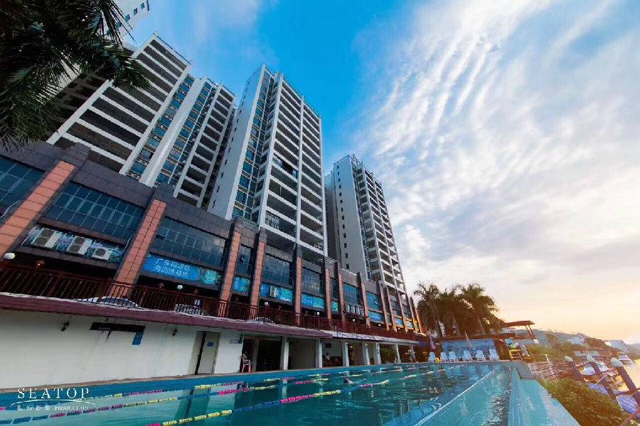 英德云海江湾假日酒店