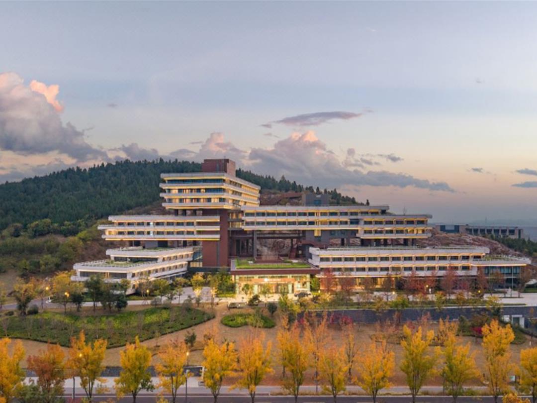 徐州园博园涵田·宕口天池酒店