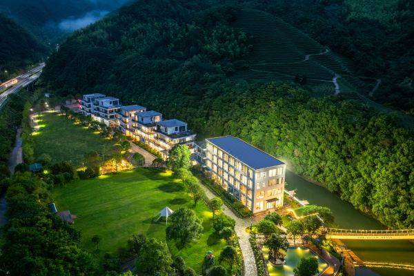 桐庐语山水·叙旧温泉度假民宿