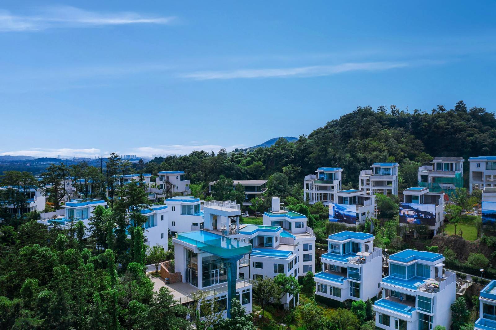 莫干山高山森林探险乐园·悬泳诗莉莉酒店