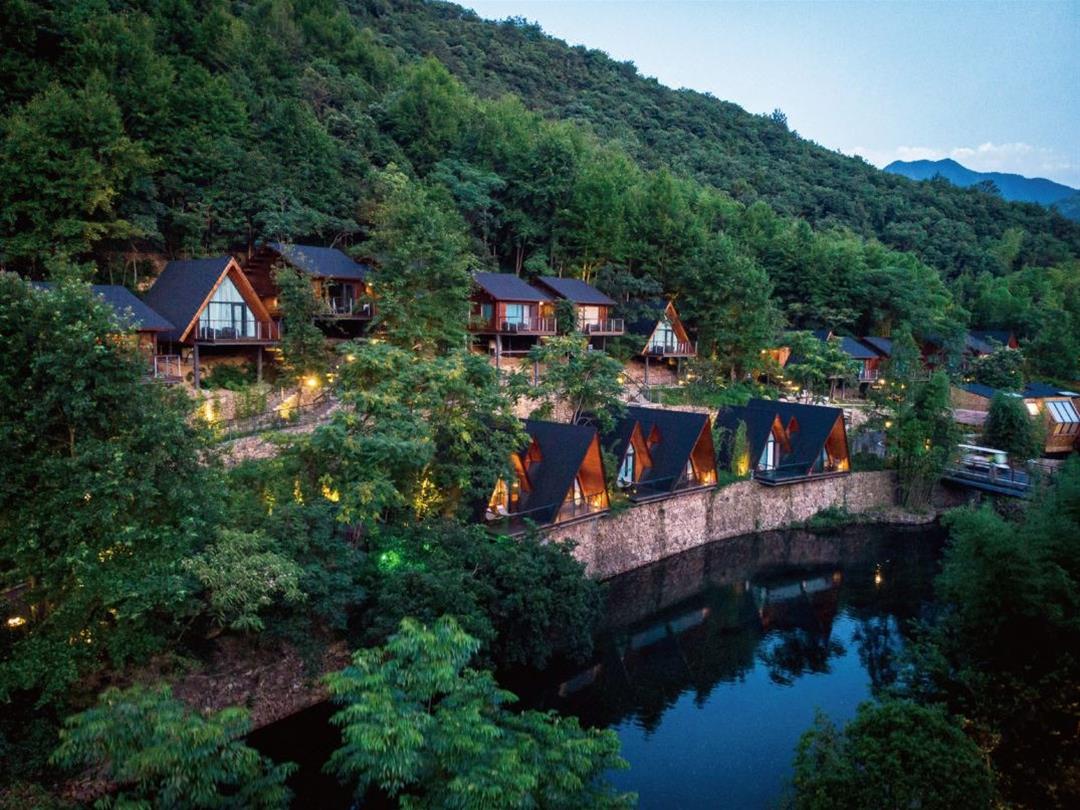 诸暨芳草地度假酒店