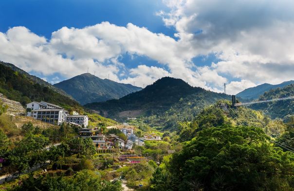 新兴天露山旅游度假区