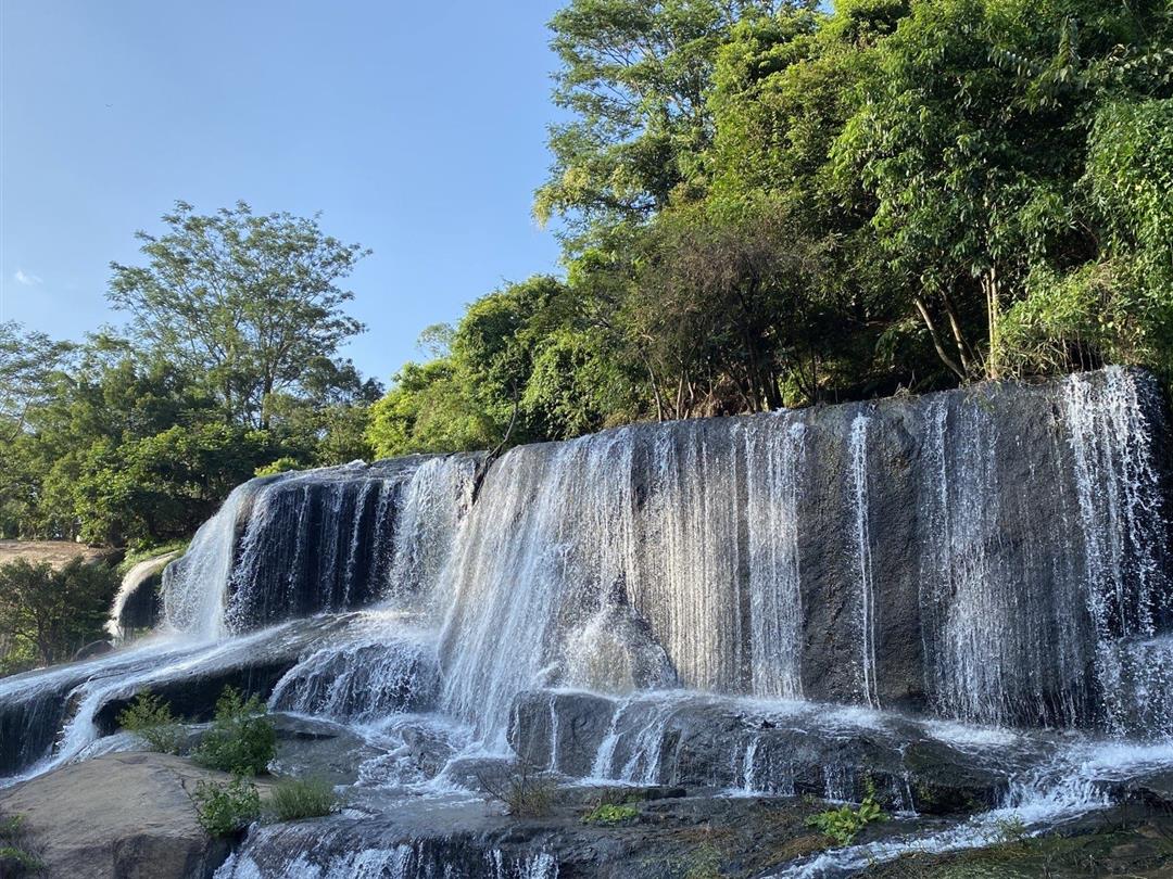 青岚怪臼谷国家地质公园