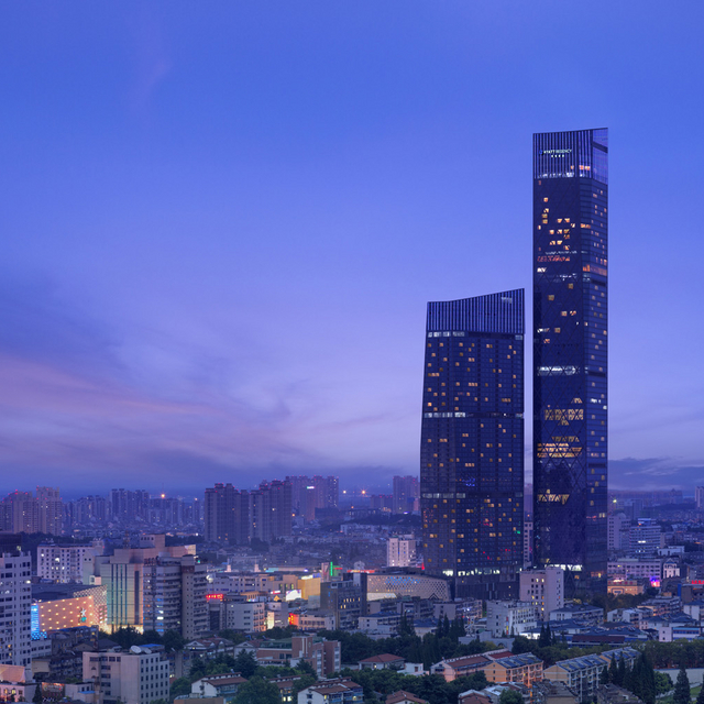 镇江苏宁银河国际酒店