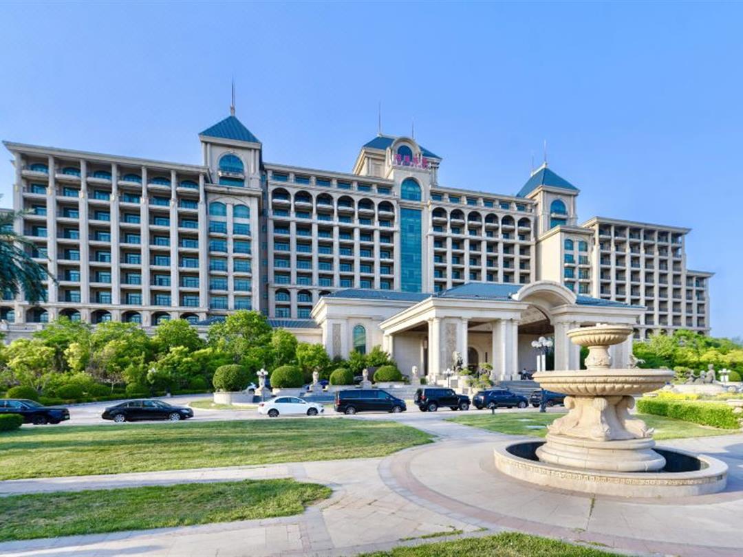 天津观湖城堡酒店