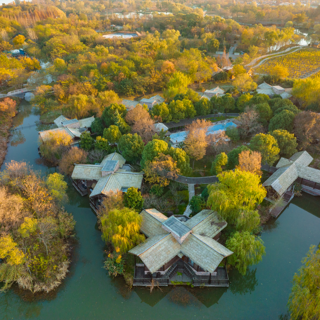 扬州凤凰岛逸扬温泉度假村落