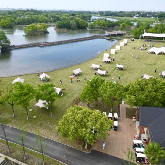 无锡暮野星舍房车露营地