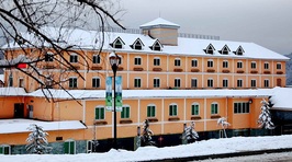 西岭雪山枫叶酒店