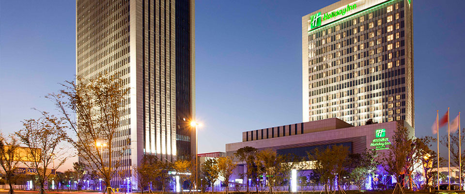 苏州汇融广场假日酒店