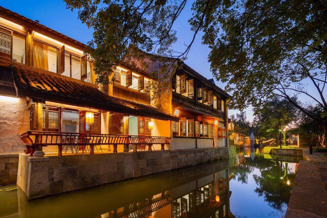 花筑·鉴水阁民宿(绍兴柯岩风景区店)