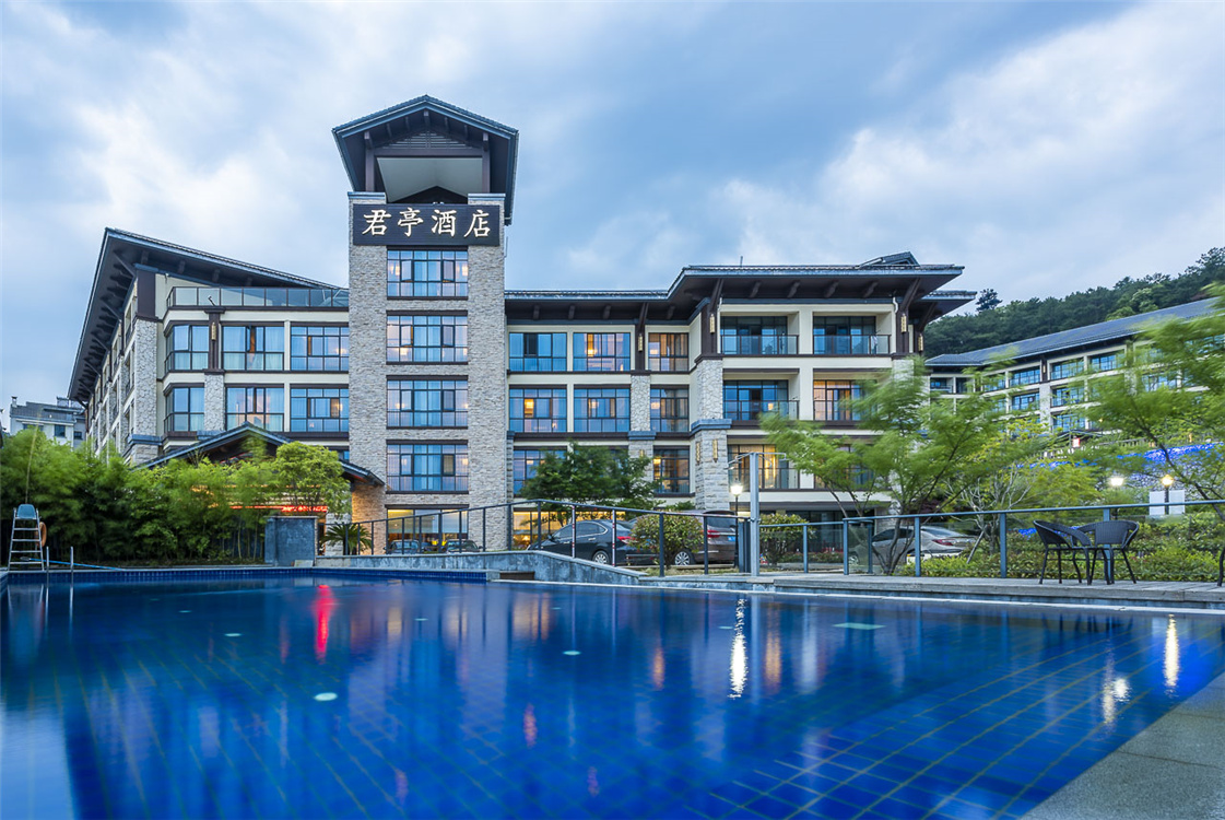 千岛湖中心湖区鱼街君亭酒店