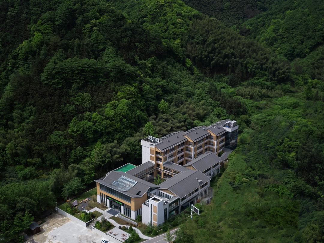 崃漫三十三涧度假酒店（皖南川藏线店）