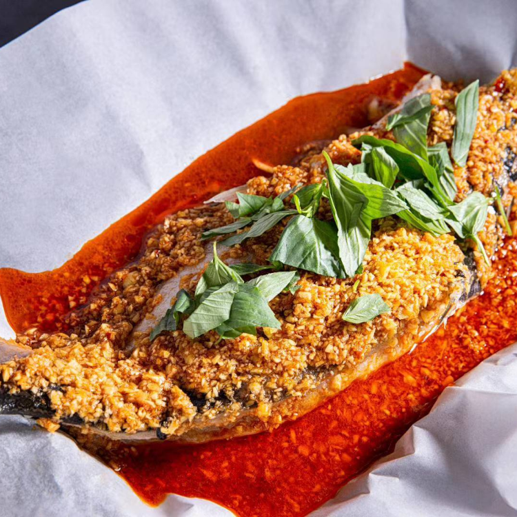 广东珠海串通一气烧烤纸包鱼