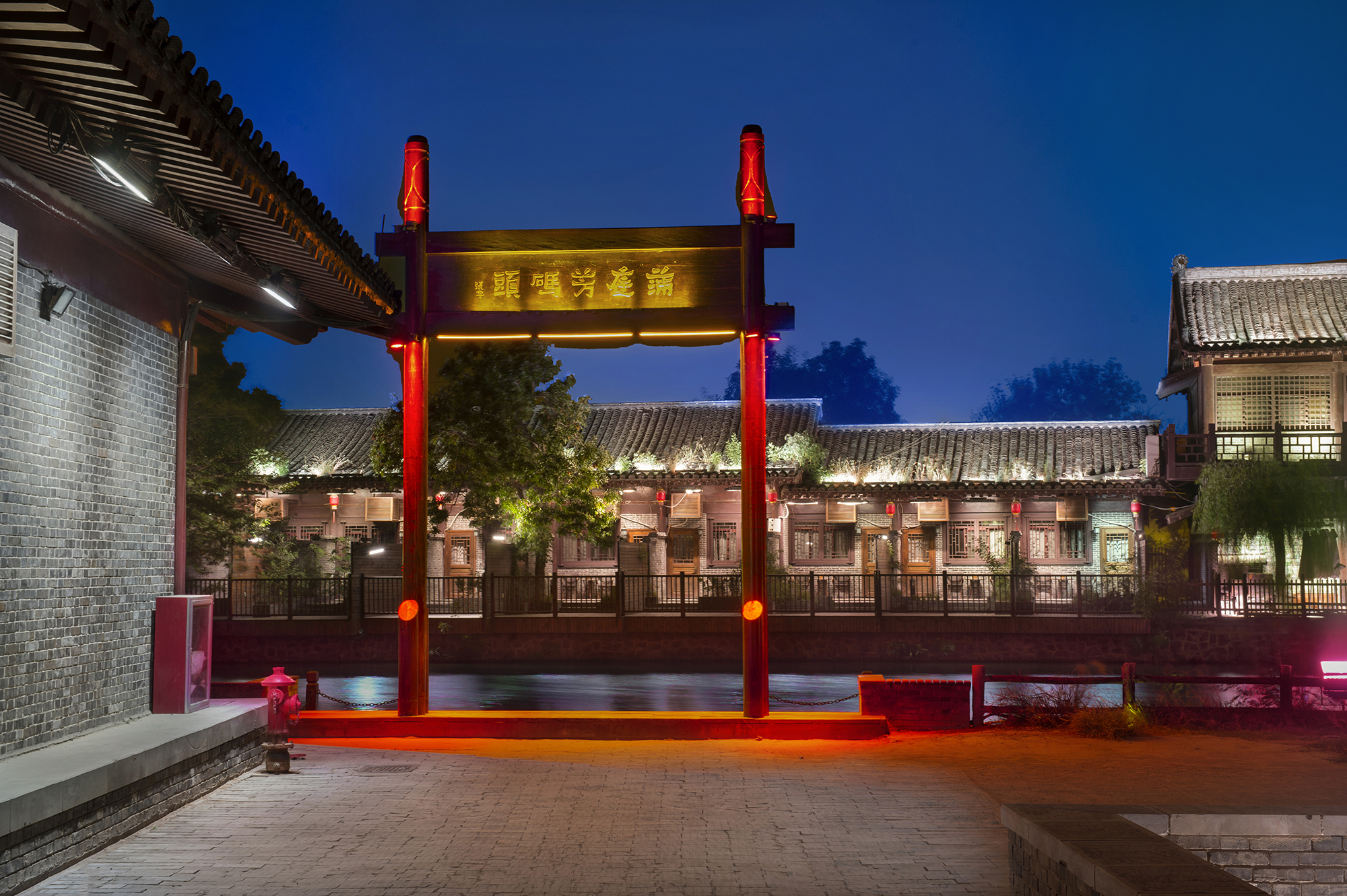 开封清明上河园客栈