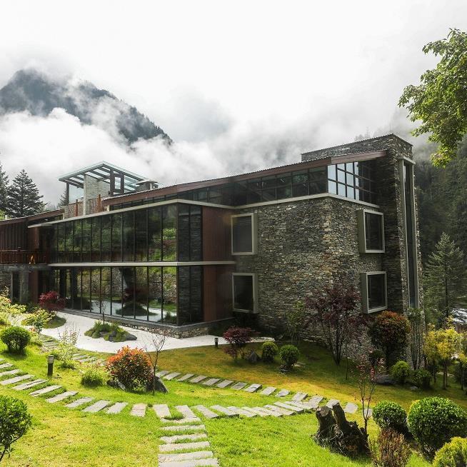 毕棚沟娜姆湖度假酒店