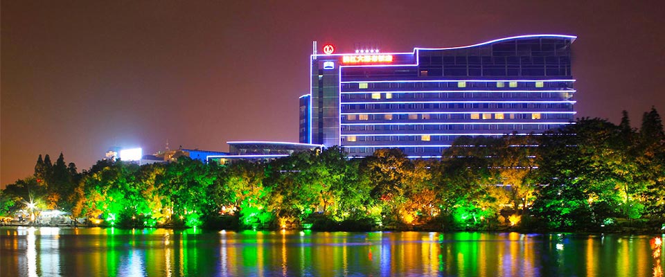 桂林漓江大瀑布饭店